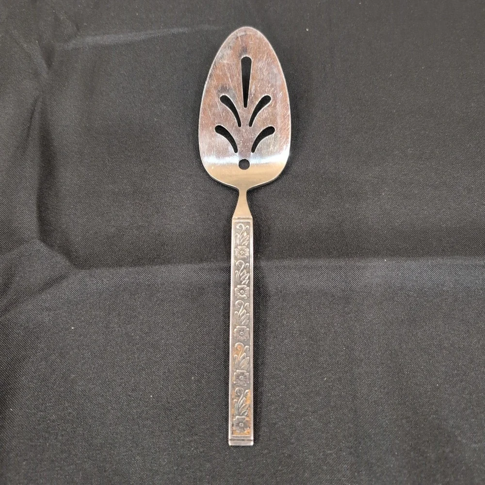 Gold Standard Stainless Japan Slotted Pie Cake Server Floral Handle Silver Tone